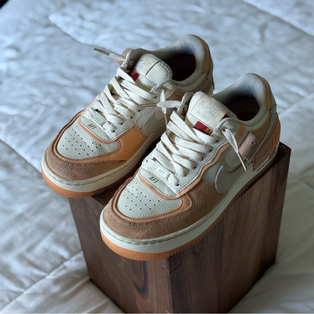 Women’s Nike Air Force 1 Shadow Sisterhood Cashmere Orange Suede/Leather Size 6